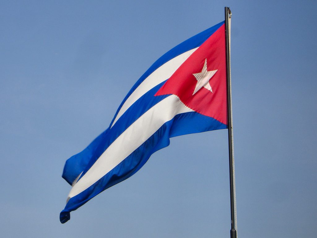 キューバ　国旗