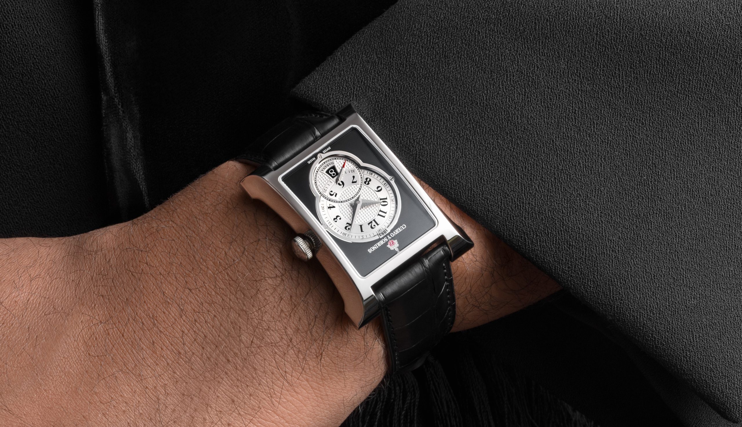 ＜クエルボ・イ・ソブリノス＞オリジナルノベルティプレゼント